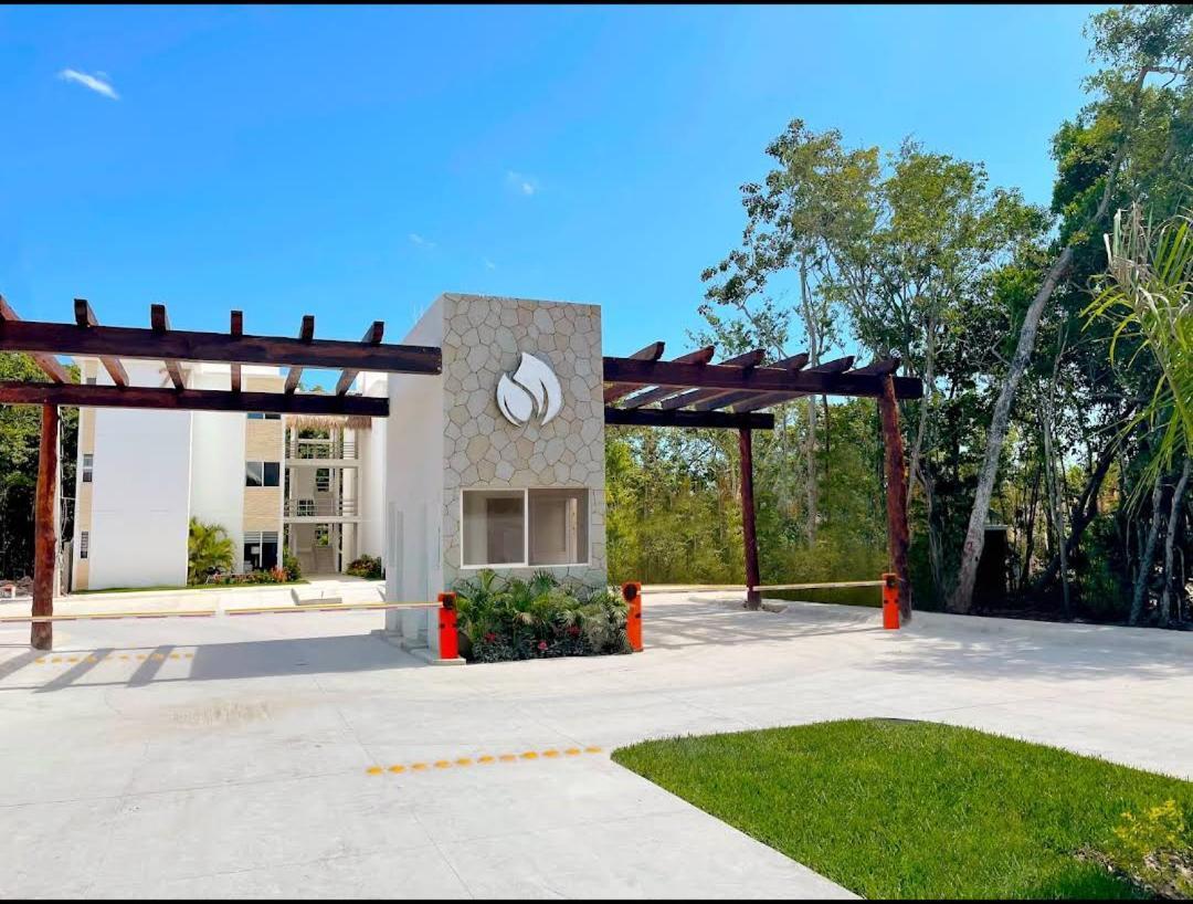 2-Bedroom Condo By The Jungle W/ Swimming Pool Puerto Morelos Exterior foto